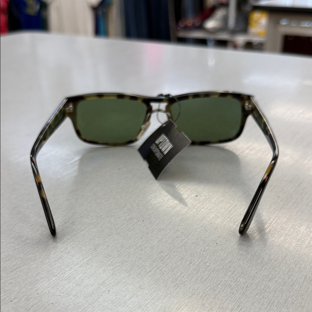 Prada Black and Green Sunglasses - Picture 4 of 7